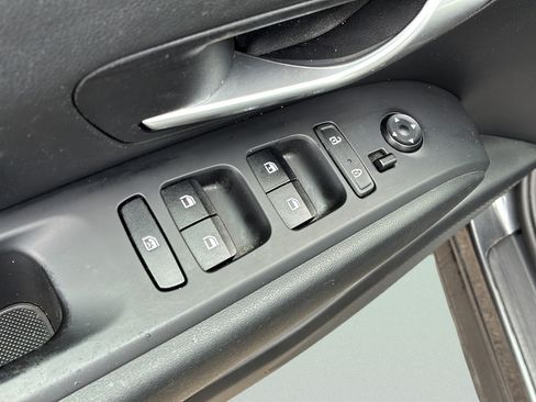 Used 2022 Hyundai Tucson SE FWD image 12