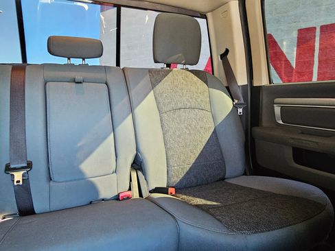 Used 2017 RAM 1500 Big Horn image 25