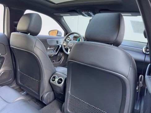 Used 2022 Mercedes-Benz A 220 image 35