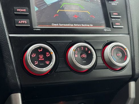 Used 2017 Subaru Forester 2.5i w/ Alloy Wheel Package image 19