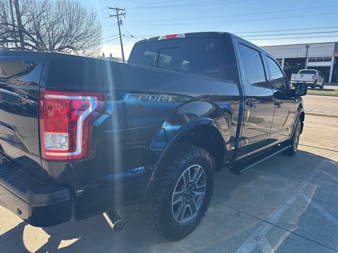 Used 2017 Ford F150 XLT w/ Equipment Group 302A Luxury image 4