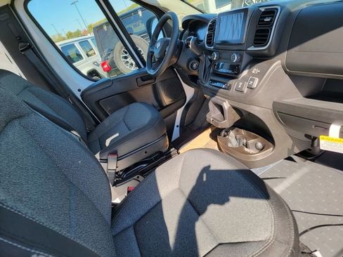 New 2025 RAM ProMaster 3500 w/ Quick Order Package 22G SLT image 18