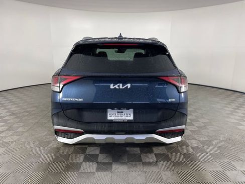 Certified 2024 Kia Sportage EX image 15