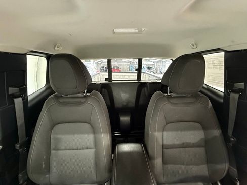 Used 2022 Chevrolet Colorado LT w/ Fleet Safety Package image 27