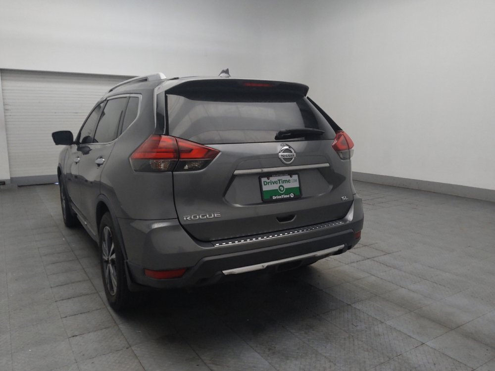 Used 2017 Nissan Rogue SL FWD image 5