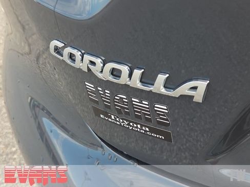 Certified 2025 Toyota Corolla LE FWD image 4