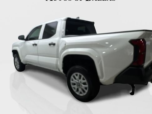Used 2025 Toyota Tacoma SR image 14