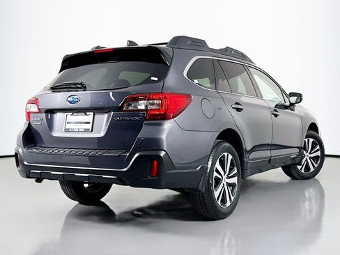 Used 2019 Subaru Outback 2.5i Limited w/ Popular Package #2 image 11