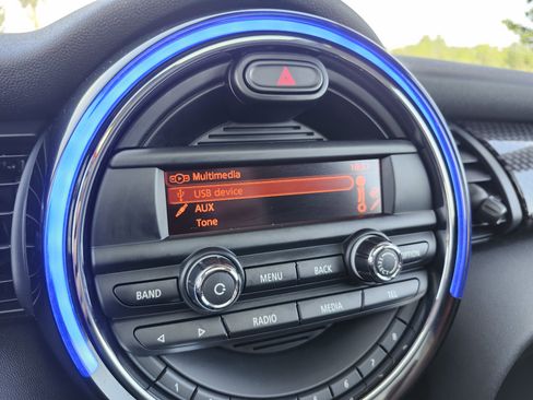 Used 2015 MINI Cooper S FWD image 29