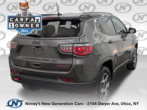 Used 2022 Jeep Compass Trailhawk AWD/4WD image 2