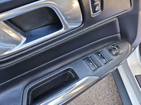 Used 2019 Ford Mustang Premium image 12