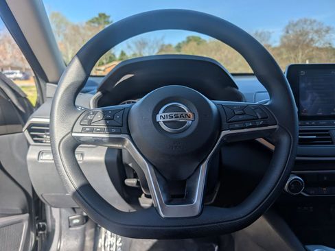 Used 2020 Nissan Altima 2.5 S w/ Driver Assist Package image 20