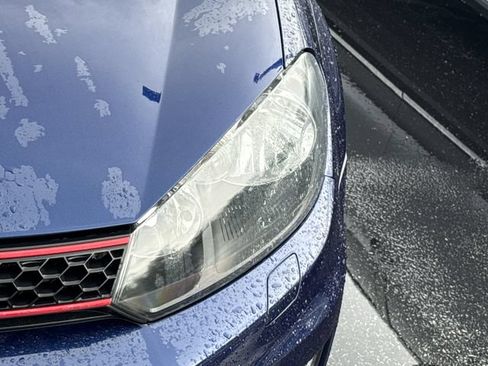 Used 2012 Volkswagen Golf 4-Door FWD image 4