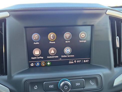 Used 2024 GMC Terrain SLE w/ Driver Convenience Package FWD image 19