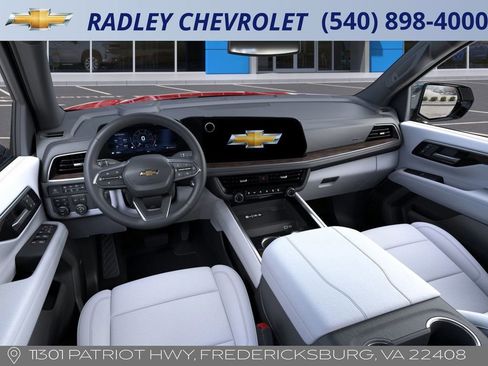 New 2026 Chevrolet Suburban Premier w/ Sun And Tow Package image 15