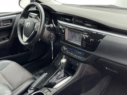 Used 2014 Toyota Corolla S image 21
