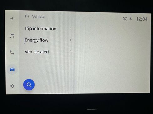 Used 2025 Toyota Corolla LE image 31