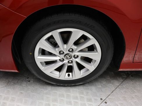 Certified 2023 Toyota Camry LE image 4