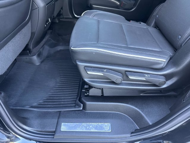 Certified 2024 Cadillac Escalade Premium Luxury w/ LPO, Floor Liner Package AWD/4WD image 60