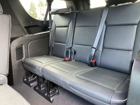 Used 2023 GMC Yukon XL SLT image 20