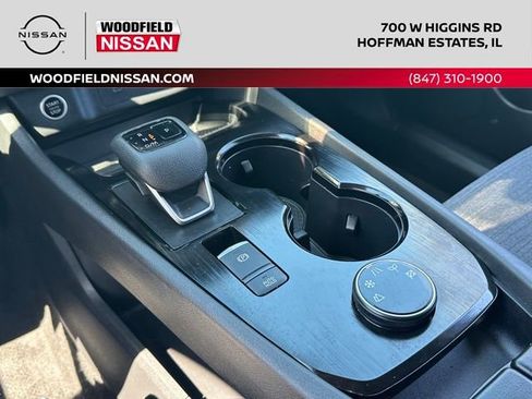 Used 2023 Nissan Rogue SV AWD/4WD image 32