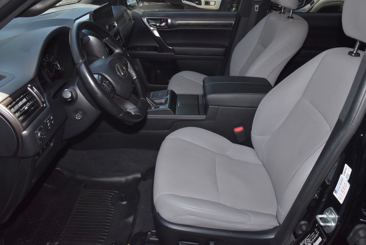 Used 2023 Lexus GX 460 w/ Black Line Special Edition AWD/4WD image 13