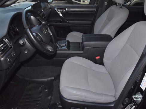 Used 2023 Lexus GX 460 w/ Black Line Special Edition AWD/4WD image 13