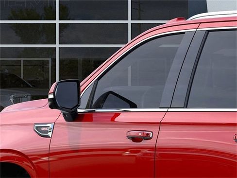 New 2026 GMC Yukon Elevation image 12