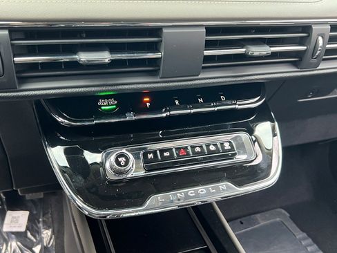 New 2026 Lincoln Corsair Premiere image 18