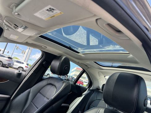 Used 2017 Mercedes-Benz C 300 4MATIC Sedan image 31
