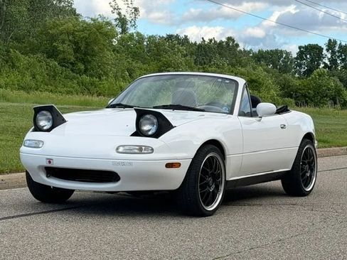 Used 1990 MAZDA MX-5 Miata RWD image 13
