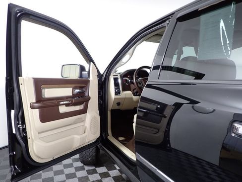 Used 2014 RAM 2500 Laramie w/ HD Snow Plow Prep Group AWD/4WD image 21