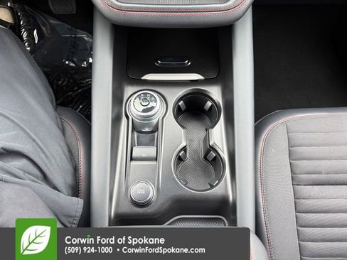 Certified 2025 Ford Explorer ST-Line image 33