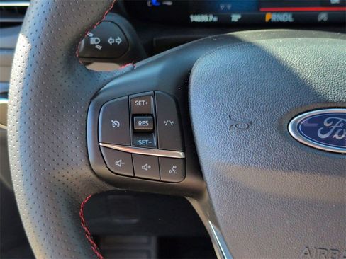 Used 2025 Ford Escape ST-Line image 19