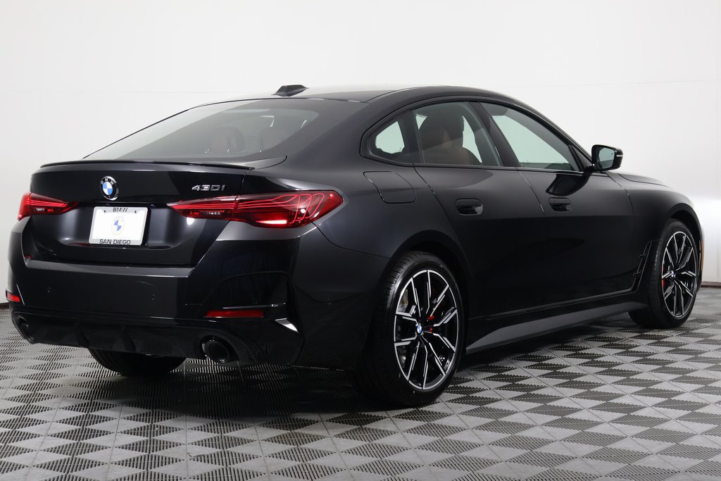 New 2026 BMW 430i w/ M Sport Package RWD image 2