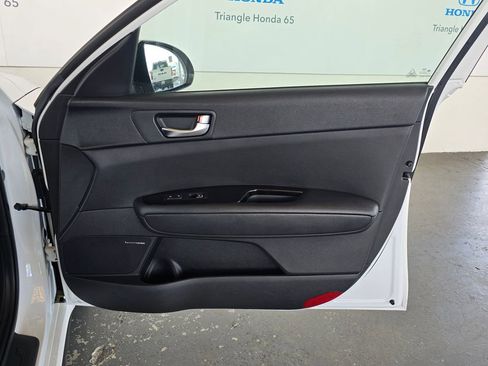 Used 2018 Kia Optima SX FWD image 22