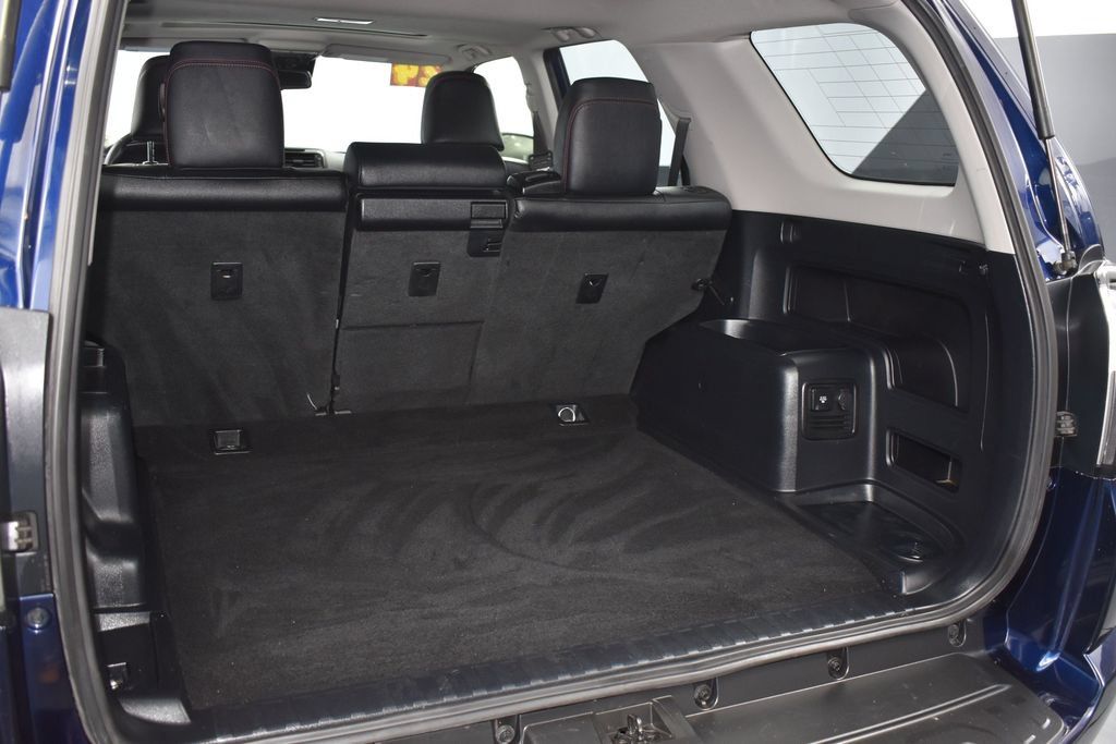 Used 2024 Toyota 4Runner TRD Off-Road Premium w/ Moonroof Package AWD/4WD image 24