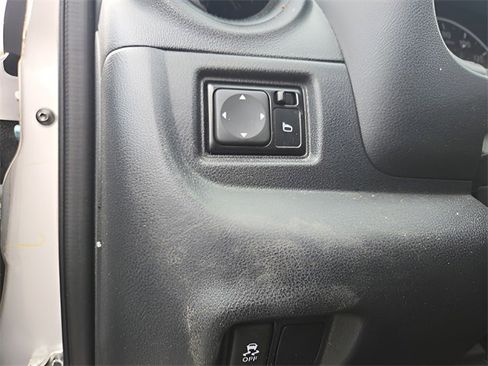 Used 2019 Nissan Versa S Plus image 24