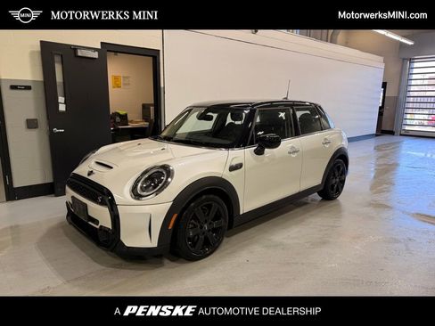 Certified 2023 MINI Cooper S image 1