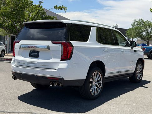 Used 2023 GMC Yukon Denali AWD/4WD image 6