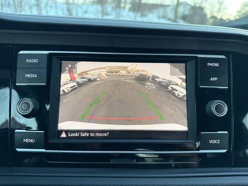 Used 2020 Volkswagen Jetta SE w/ SE Cold Weather Package image 54