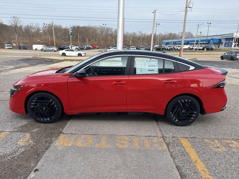 New 2026 Nissan Sentra SR image 7