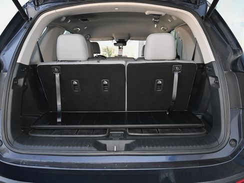Used 2025 Honda Pilot EX-L image 42