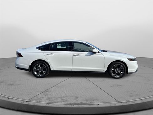 Certified 2024 Honda Accord EX image 34