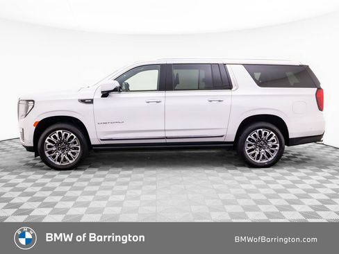 Used 2024 GMC Yukon XL Denali Ultimate AWD/4WD image 2