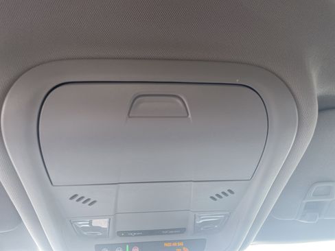 Certified 2024 Chevrolet Equinox LT image 36