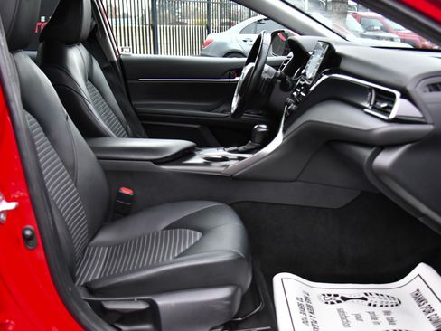 Used 2023 Toyota Camry SE image 43