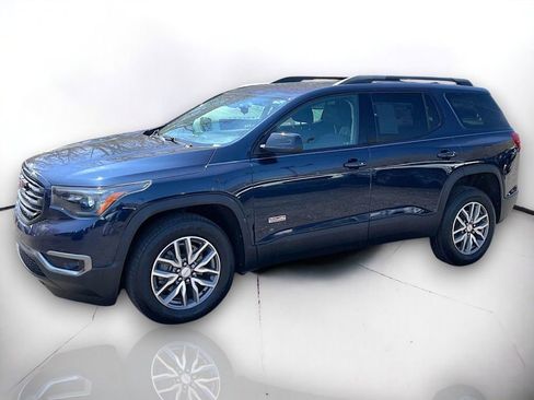 Used 2017 GMC Acadia SLE w/ Driver Alert Package I AWD/4WD image 2