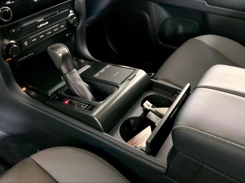 New 2022 Lexus GX 460 image 7