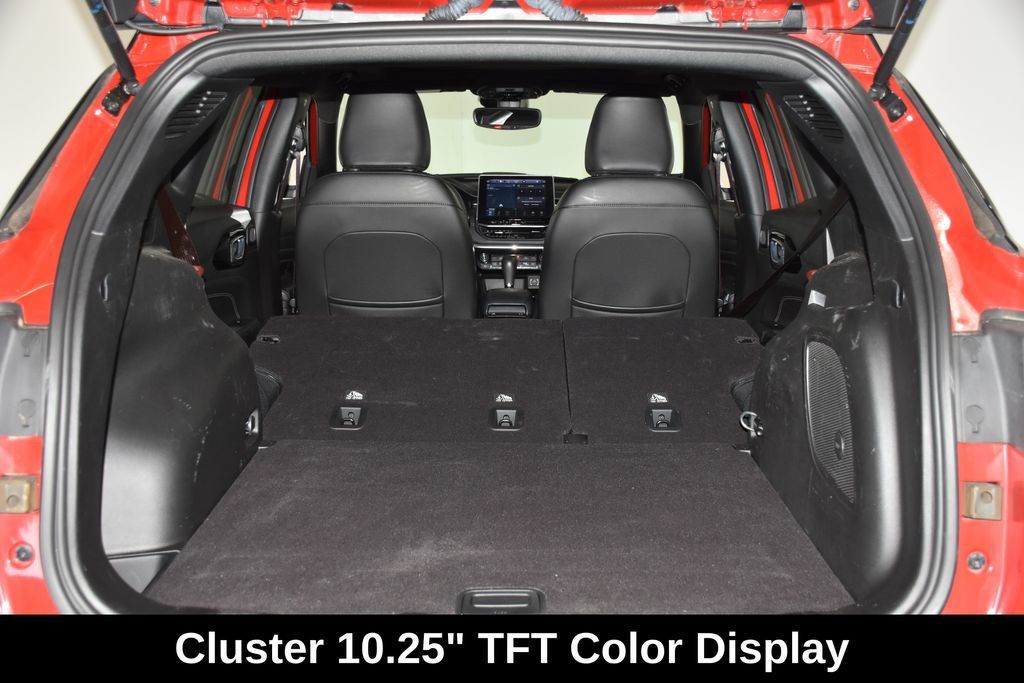 Used 2023 Jeep Compass High Altitude AWD/4WD image 30